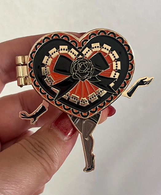 Eye Candy pin that opens