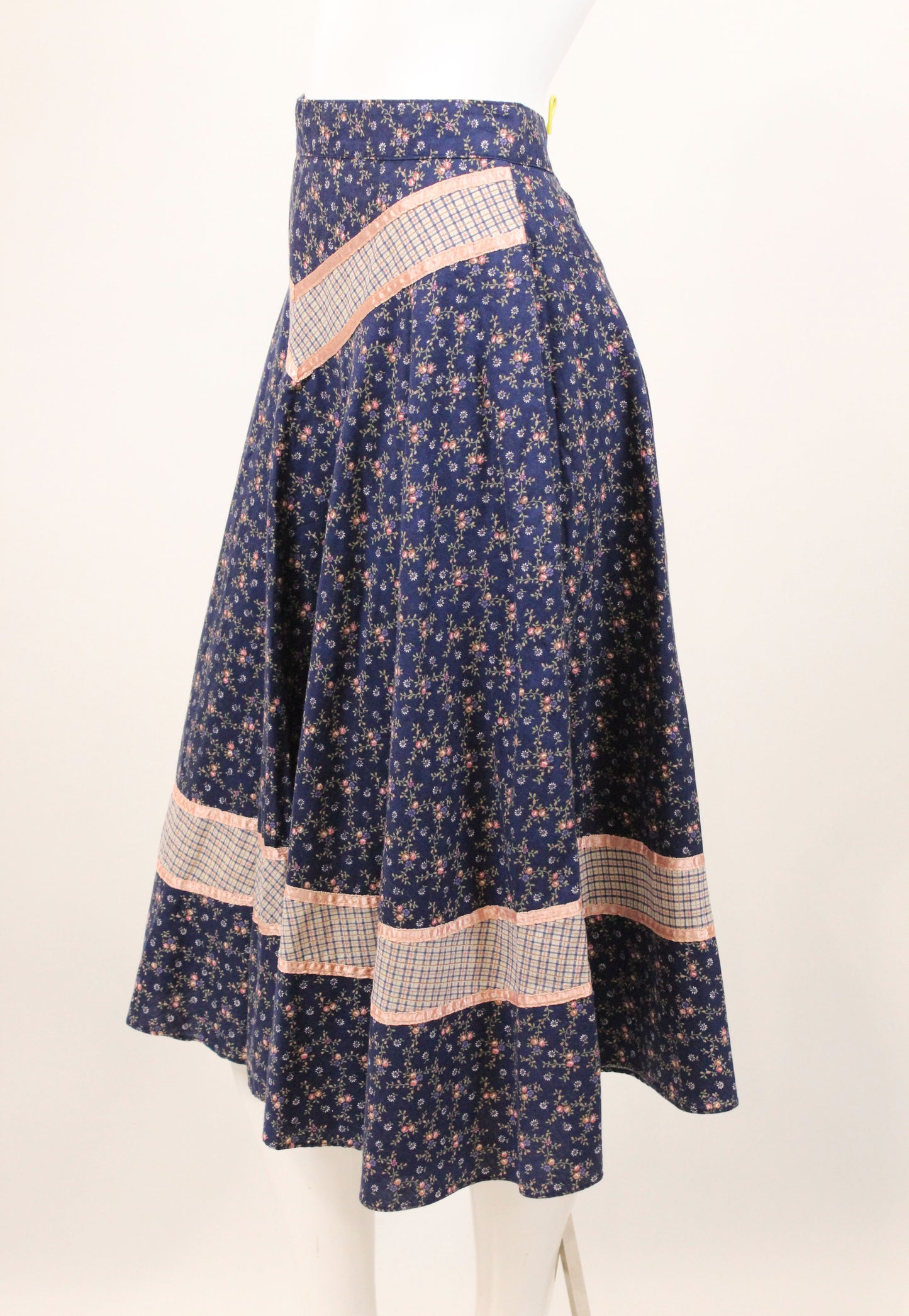 Vintage Jessica’s Gunnies Floral Prairie Skirt