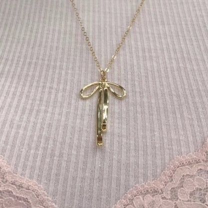 M&M Dainty Bow Neck